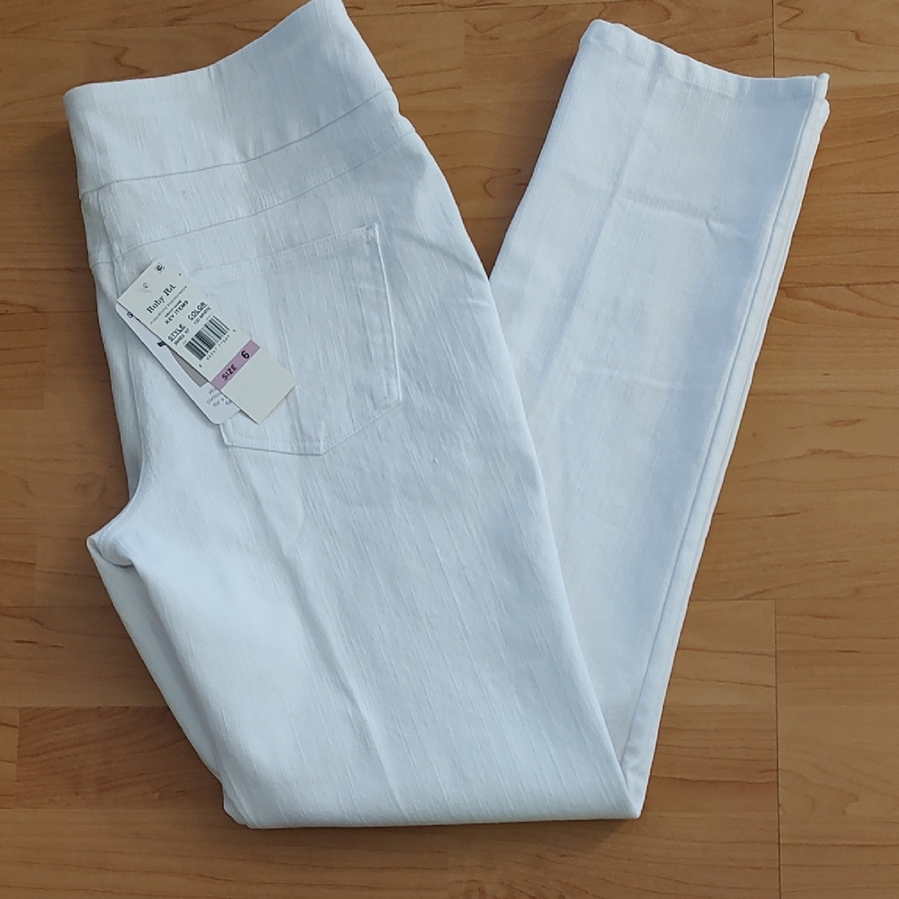 Ruby Rd. White Skinny Jeans